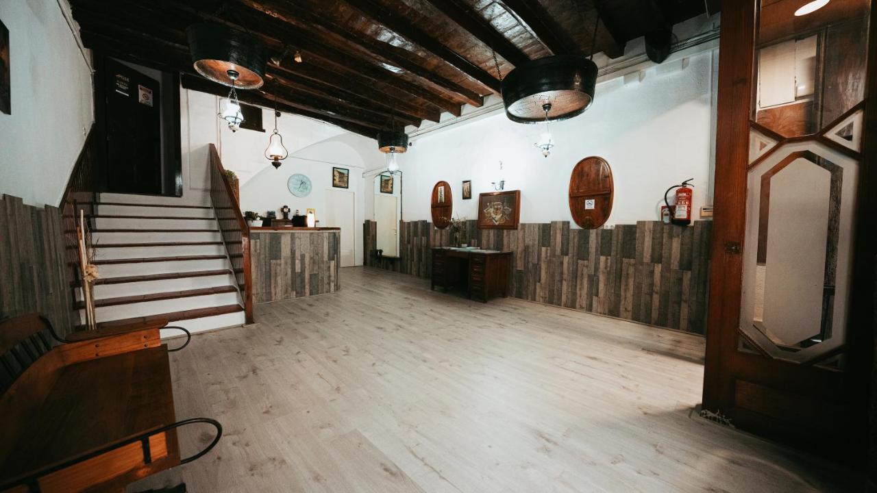 Hostal La Premsa Arenys de Mar Exterior photo