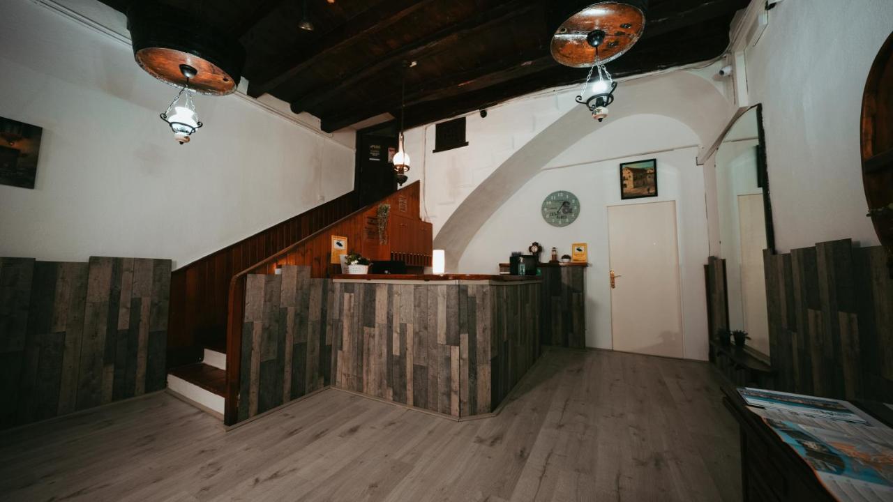 Hostal La Premsa Arenys de Mar Exterior photo