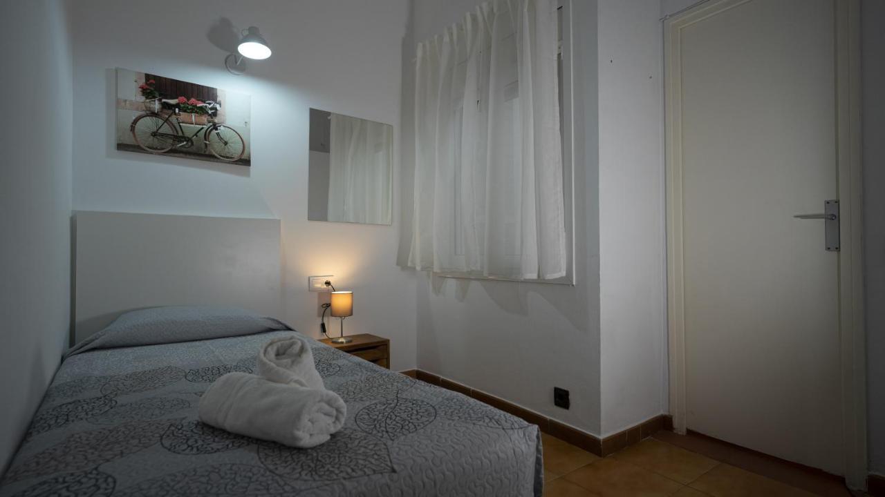 Hostal La Premsa Arenys de Mar Exterior photo